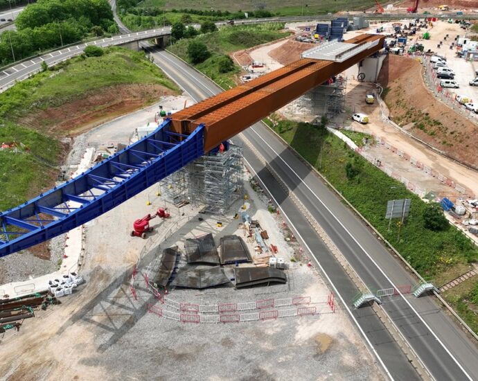HS2 “shambolic mess” says transport secretary