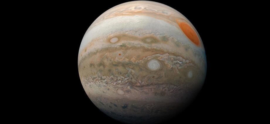 What would happen if you tried to land on a gas giant?