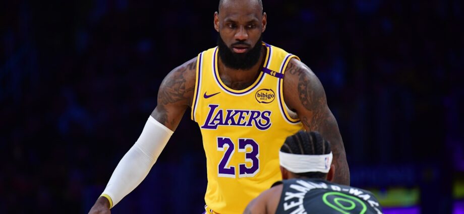 Lakers News: LeBron James Gets Massive Tom Brady Praise ‘You’re Witnessing the Greate
