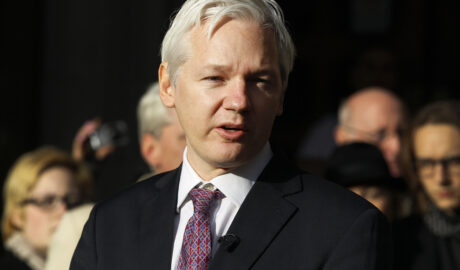 Julian Assange: Democratic Party is “doomed”