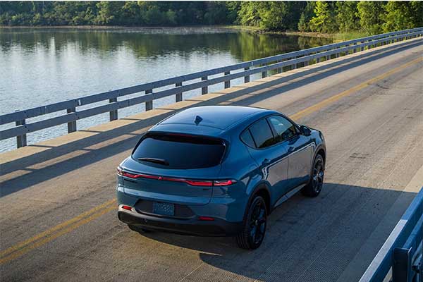 Dodge Hornet Is Facing Dark Times As Stellantis Postpones Facelift