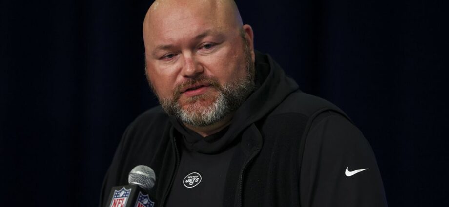 Eagles officially announce front office changes