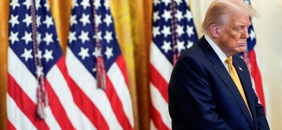 How Trump is shaping the midterm map: From the Politics Desk