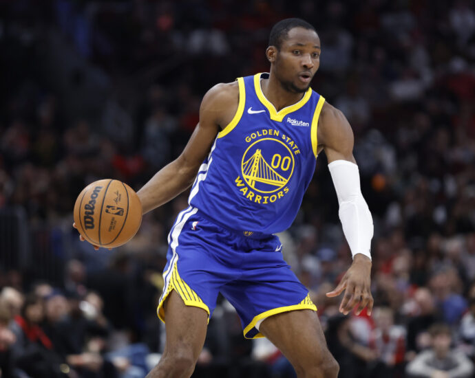 Analyst Predicts Warriors' In-State Rivals Could Derail Future Giannis Antetokounmpo Pursuit