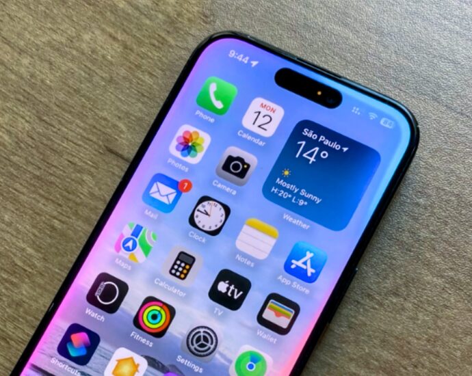 Siri could send money from a locked iPhone in the future