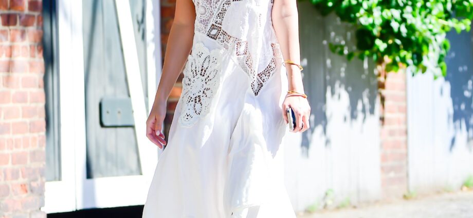 The Colorful Sneaker We’ll Be Wearing on Repeat This Fall