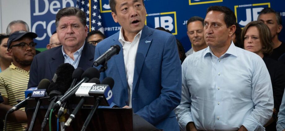 Texas Democrats Flee State To Halt GOP Redistricting Bid-Abbott Threatens Their Removal