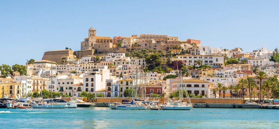 Ibiza with kids: the best beaches, activities and places to stay