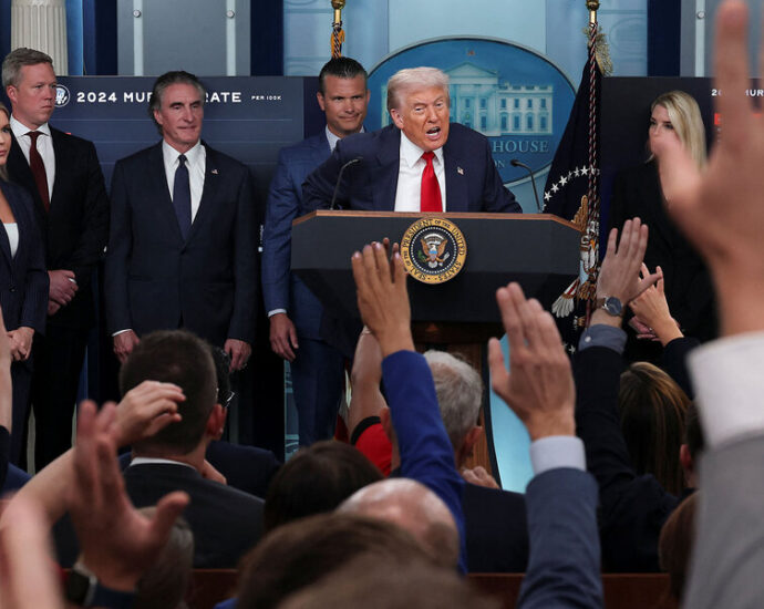 With DC crackdown, Trump reorients balance of power between city, feds