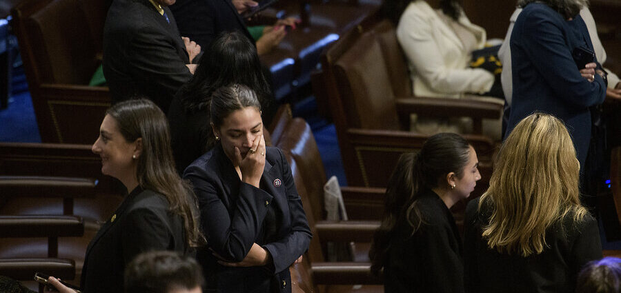 As Trump’s approval ratings fall, Democrats are doing even worse. Why?