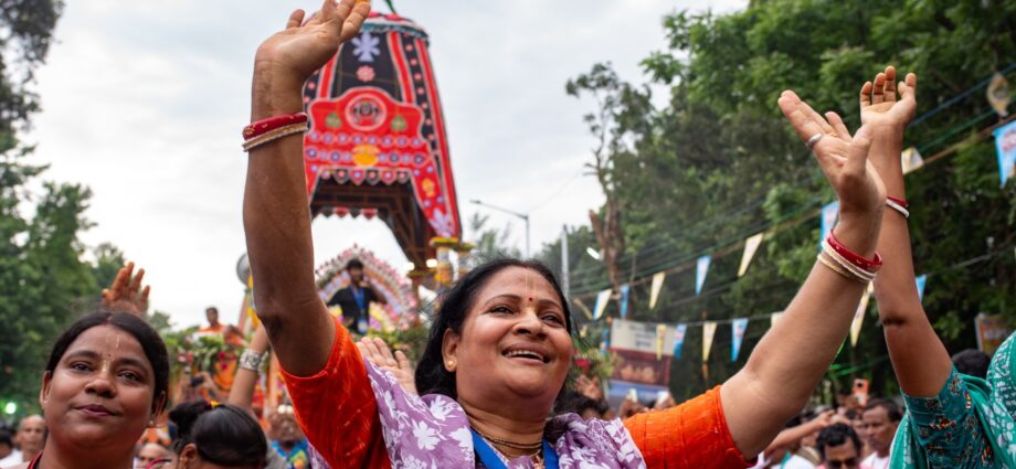 ‘Sitting on a volcano’: Two Indian temples clash as politics and faith mix
