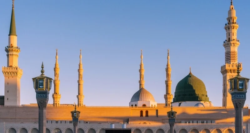 The Challenges of Religious Tourism in an Overcrowded World & By Peter Varga