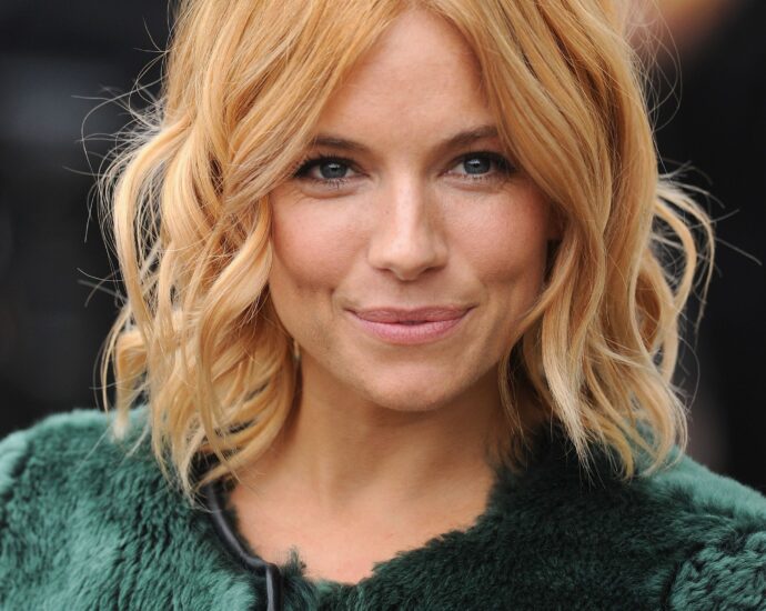 Sienna Miller’s “Boho Lob” Is Back and Suits All Face Shapes