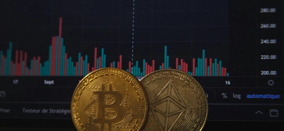Crypto Charts Look ‘So Broken and Bearish They’re Bullish’ Ahead of Fed Meeting, Says Analyst
