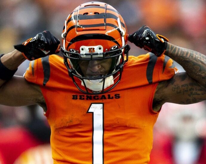 Fantasy football 2025 rankings, draft prep: Best QB, RB, WR and TE picks, NFL cheat sheets, ADP, tiers