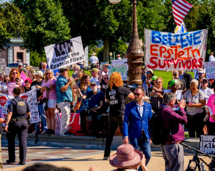 Epstein accusers ramp up pressure on Congress: From the Politics Desk