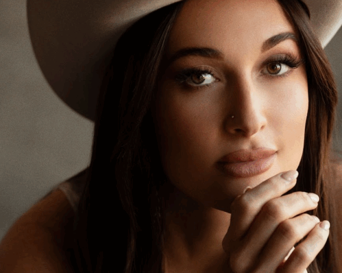Kacey Musgraves Renews Global Publishing Deal With Warner Chappell Music