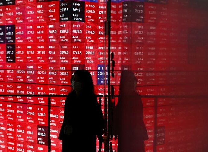 US stocks brush record highs as weak jobs data fuel rate cut bets