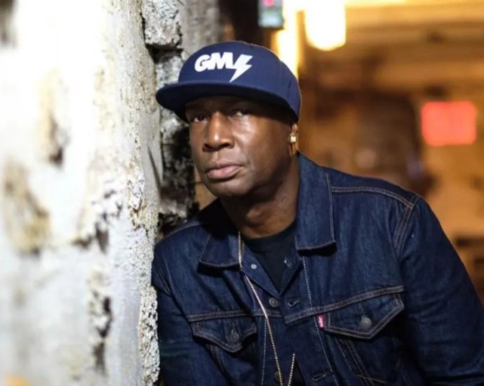 Hip-Hop Pioneer Grandmaster Flash Joins the Roster at Primary Wave Music