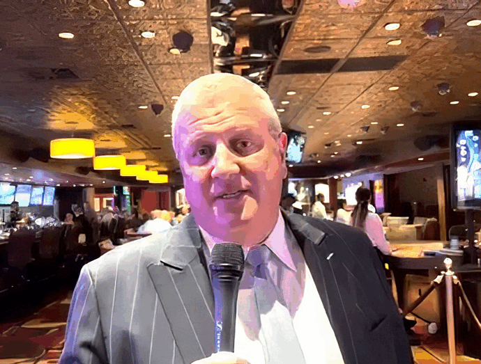 Las Vegas casinos ditch live dealers for electronic games amid ongoing tourism decline