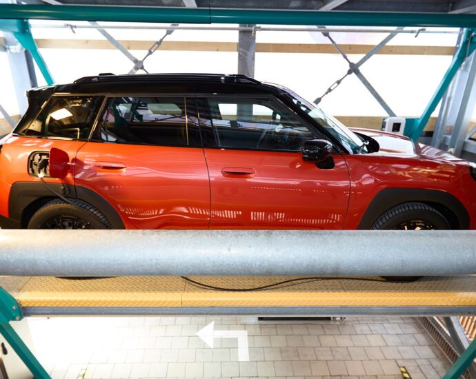 How Would You Like to Park (and Charge) on an Automotive “Ferris Wheel”?