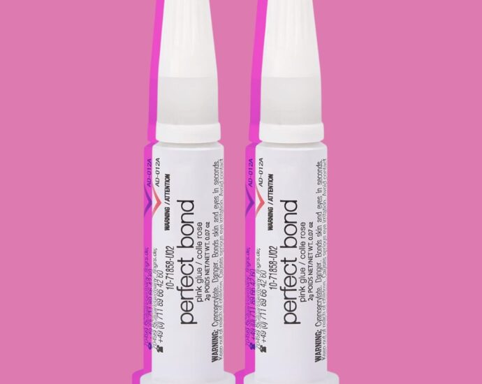 The Best $5 Nail Glue for Press-Ons, According to an E! Editor