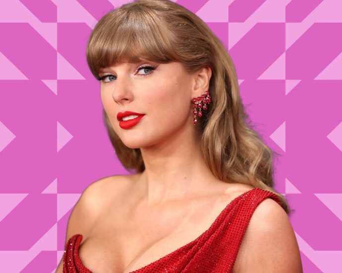 12 Glamorous Cocktails to Celebrate Your Showgirl Era