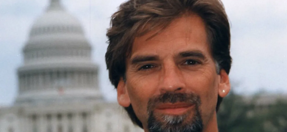 Kenny Loggins Demands Removal of “Danger Zone” from Trump ‘No Kings’ AI Video Response
