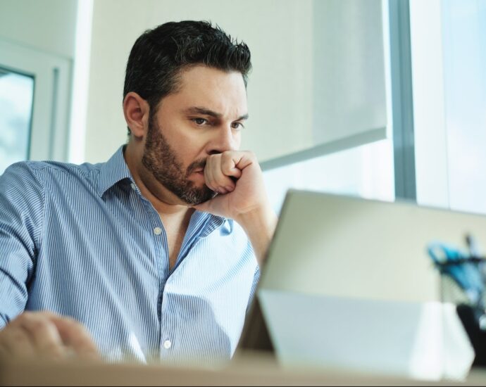 This Red Flag Reveals If You’re Stuck In a Job That’s Going Nowhere