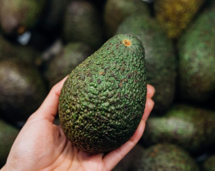 How to Keep Avocados Fresh for Days, According to This Viral Instagram Hack