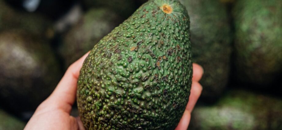How to Keep Avocados Fresh for Days, According to This Viral Instagram Hack