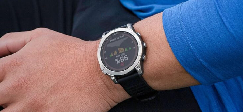Garmin introduces new update for older high-end smartwatches to resolve device shutdowns while also making other improvements