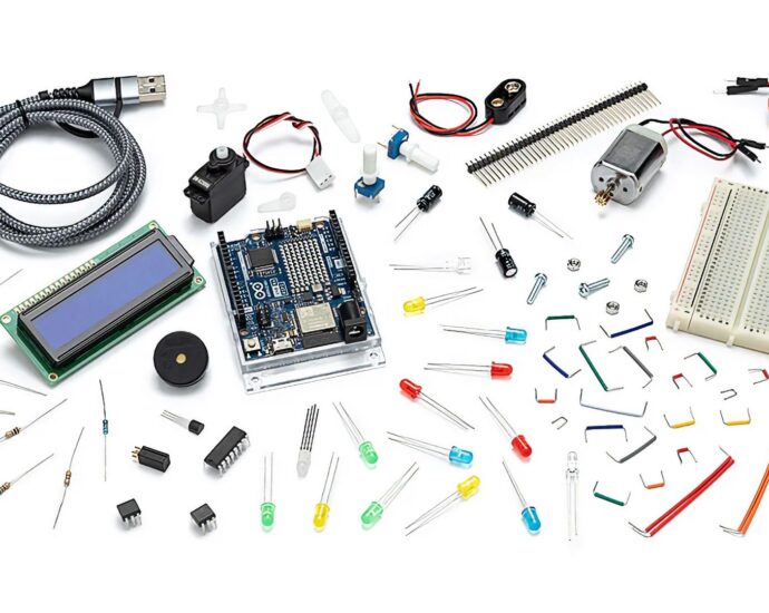 Arduino’s new DIY electronics starter kit has an UNO R4 board