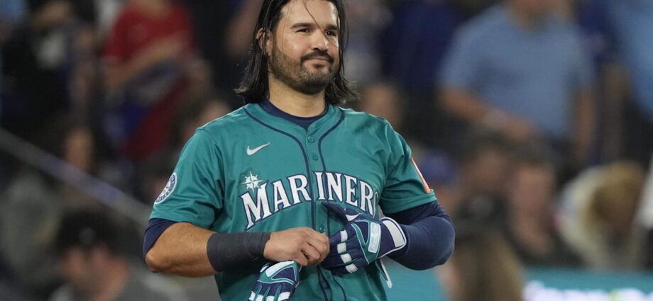 Eugenio Suarez’s Reported Market Could Interest Mariners