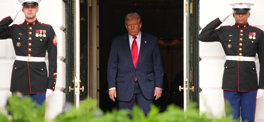 Democrats Demand Trump Recant Death Threats Against Congress Members