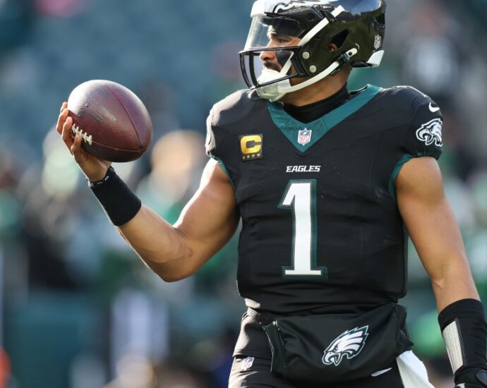 Eagles News: “We’re just not seeing the Jalen Hurts that we need to see right now”