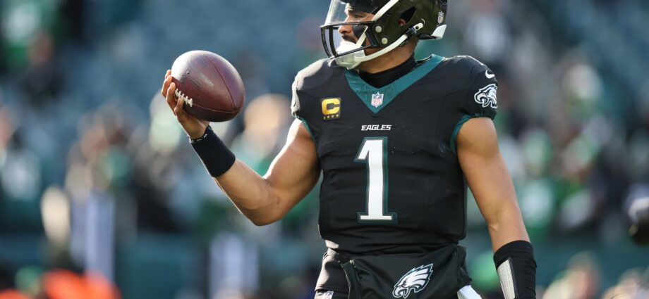 Eagles News: “We’re just not seeing the Jalen Hurts that we need to see right now”