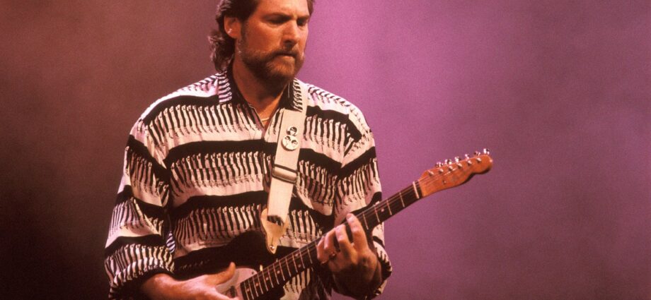 Steve Cropper, Booker T. & the MG’s and Stax Records Guitarist, Dead at 84