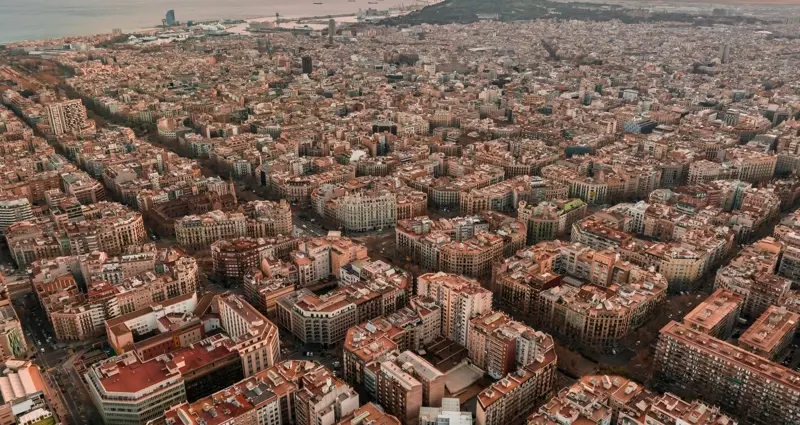 Overtourism Under Scrutiny: Strategies for Sustainable Travel in a Post&Pandemic World