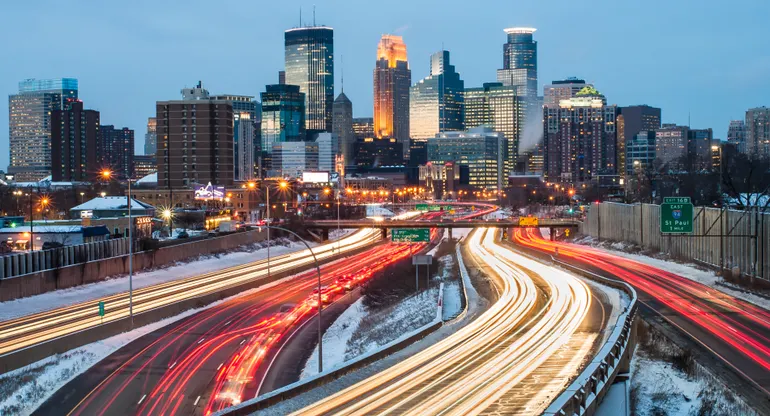 Minneapolis Fed survey: Nonresidential builders face tighter pipelines, rising costs
