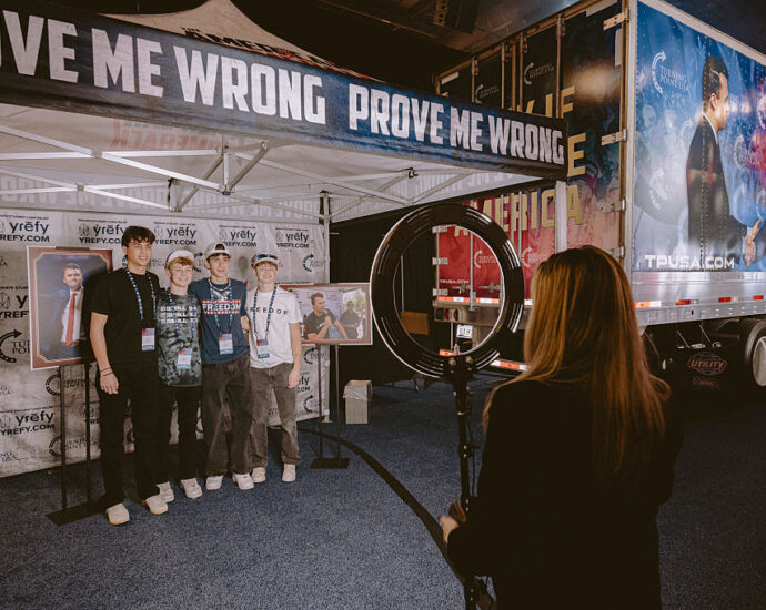 Celebrities, merch and controversy dominate AmericaFest