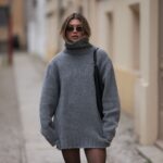 How to Style an Oversized Sweater Like a Fashion Pro