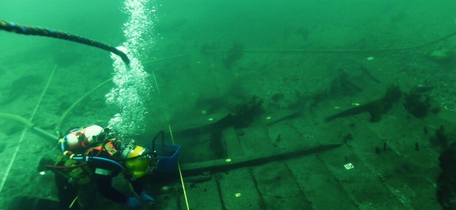 600-year-old Viking shipwreck is the largest of its kind