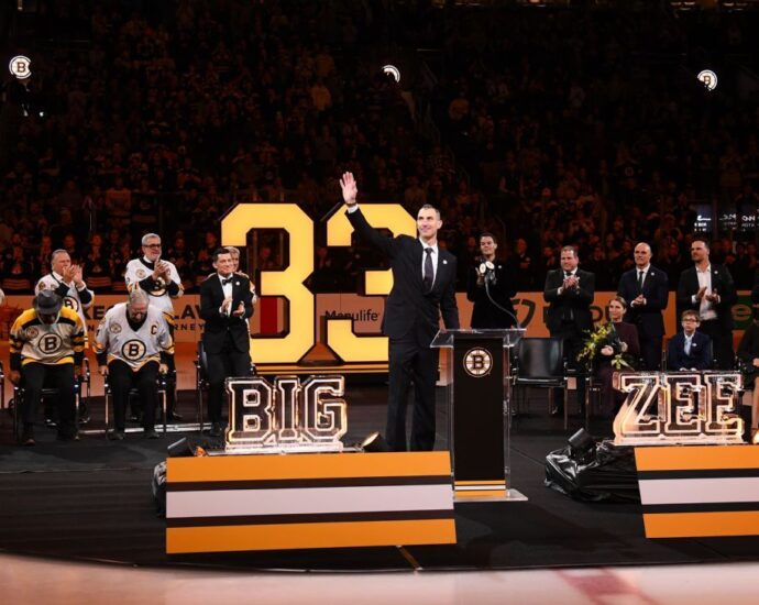 Bruins retire No. 33 jersey of Hall of Famer Chara
