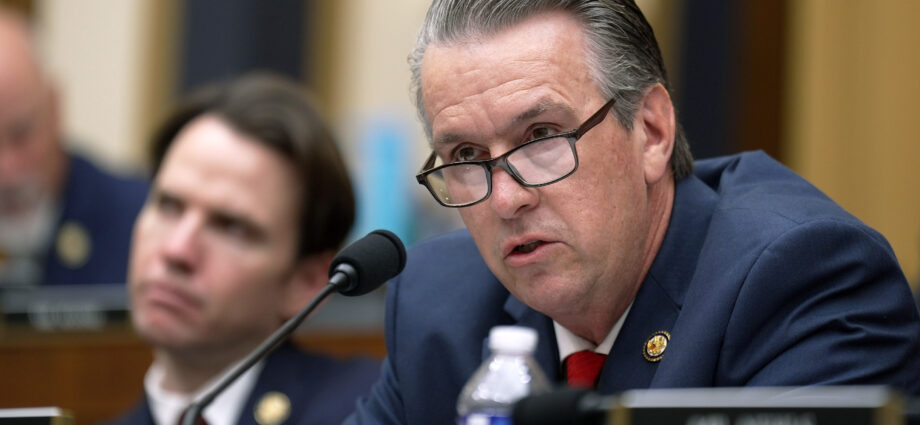 Trump’s Choice to Be Alabama’s Next Senator Finds an Odd Political Target: the Modern Gas Can