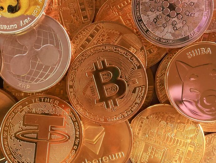 Exclusive-White House set to meet with banks, crypto companies to broker legislation compromise