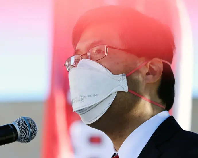 These STEM Experts Have a New Strategy for Dealing With RFK Jr.