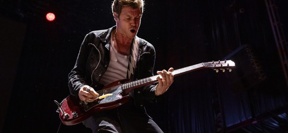 “I took Gem Archer’s job when he joined Oasis. Brian Robertson from Thin Lizzy came in on Saturdays and we’d just play”: How a job in the “party guitar shop” gave Pretenders guitarist James Walbourne his start in the industry