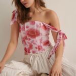 Bodice Core Is the Romantic, Vintage-Inspired Trend You Need RN
