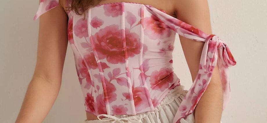 Bodice Core Is the Romantic, Vintage-Inspired Trend You Need RN